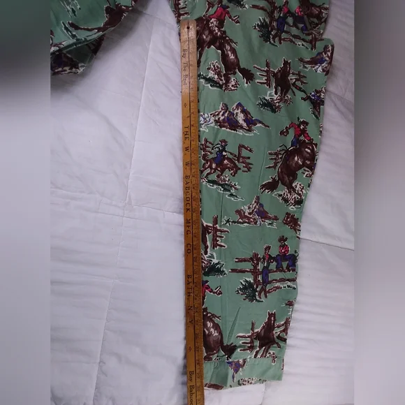 Nck & Nora Flannel Kurt Cobain Cowboy Pajamas Size Large - Picture 9 of 9